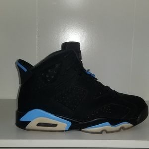 Jordan 6 UNC